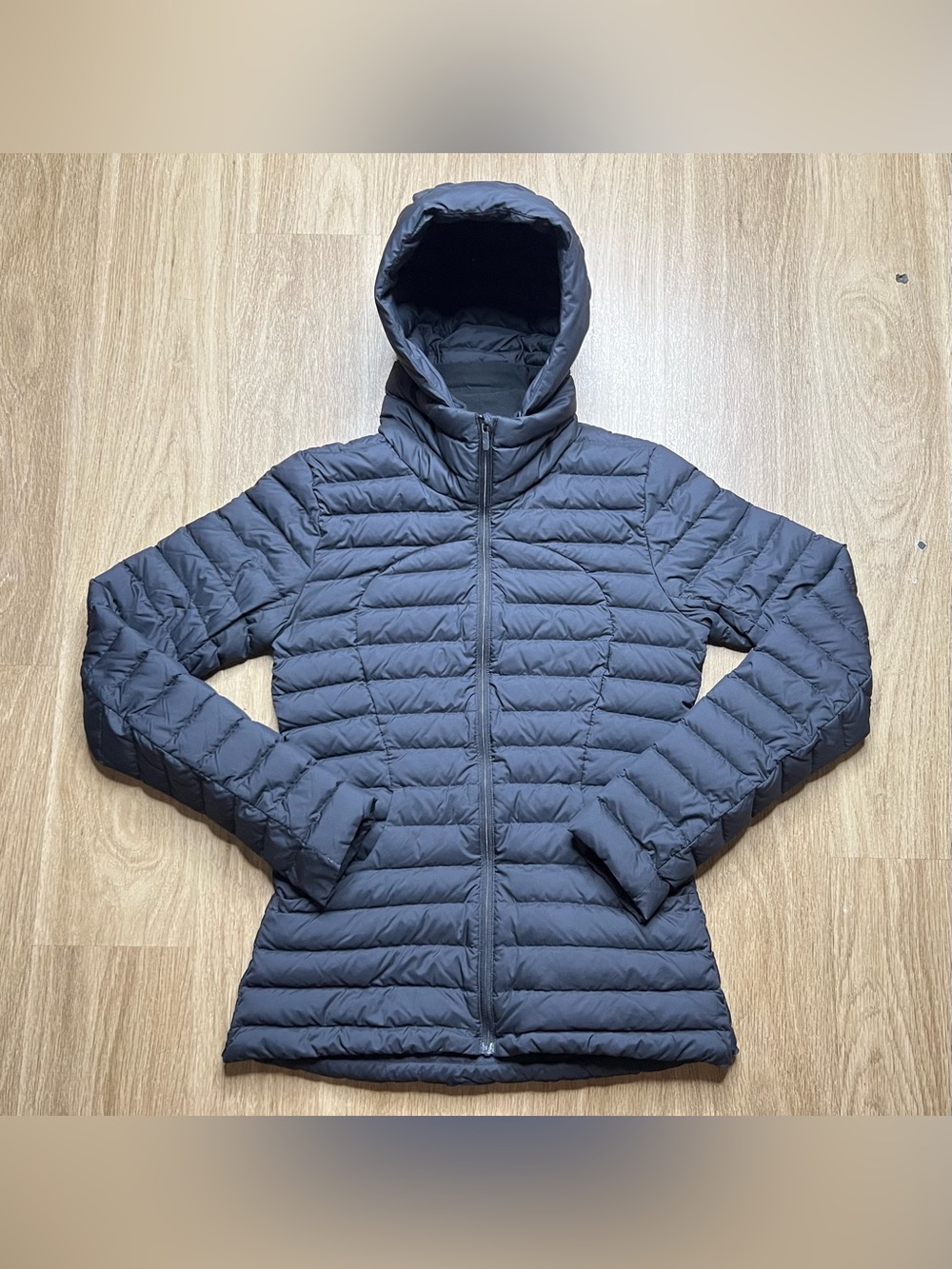 Lululemon Pack It Down Womens Jacket Sz 4
